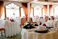 Blick n das restaurant des Wellnesshotel Romantischer Winkel in Bad Sachsa im Harz